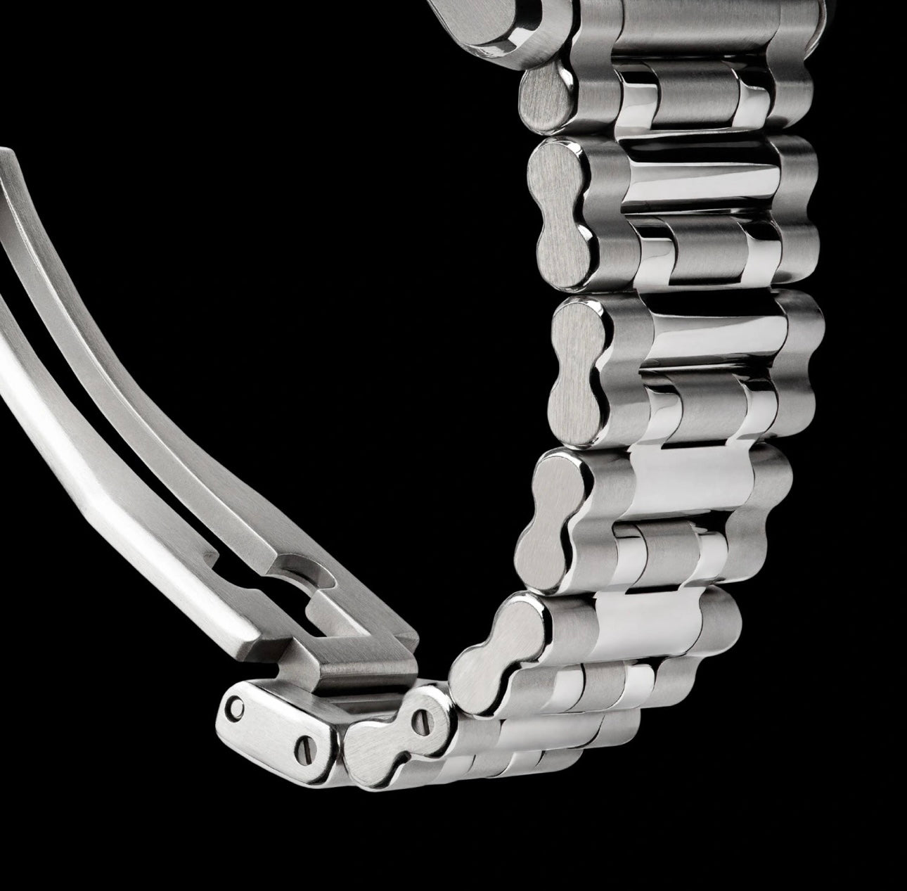 SUPERMARINE 300M GMT, 'EMBER' RED