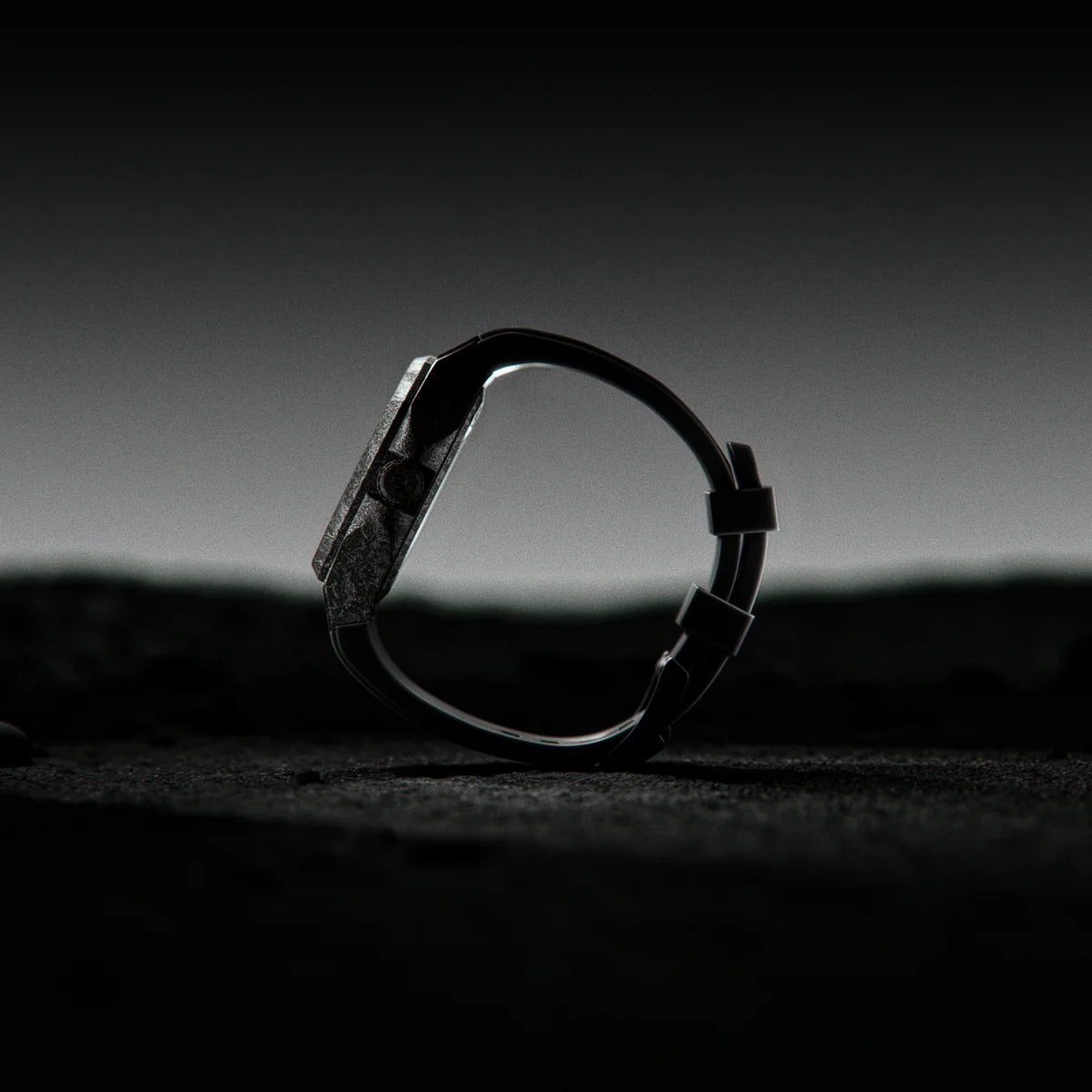 A003CARBON BLACK - BY ERICH SHIBATA