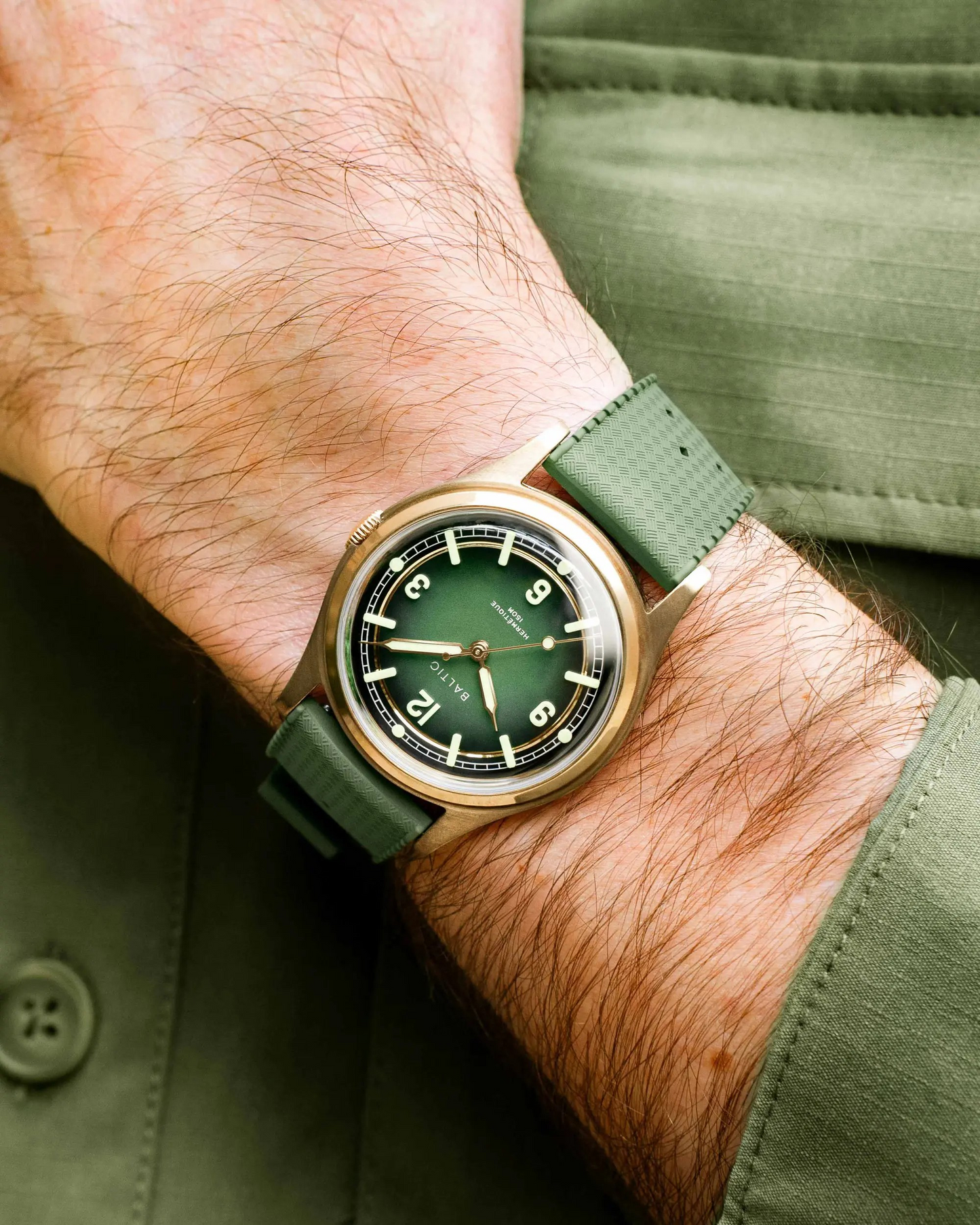 Hermétique Tourer Bronze Green