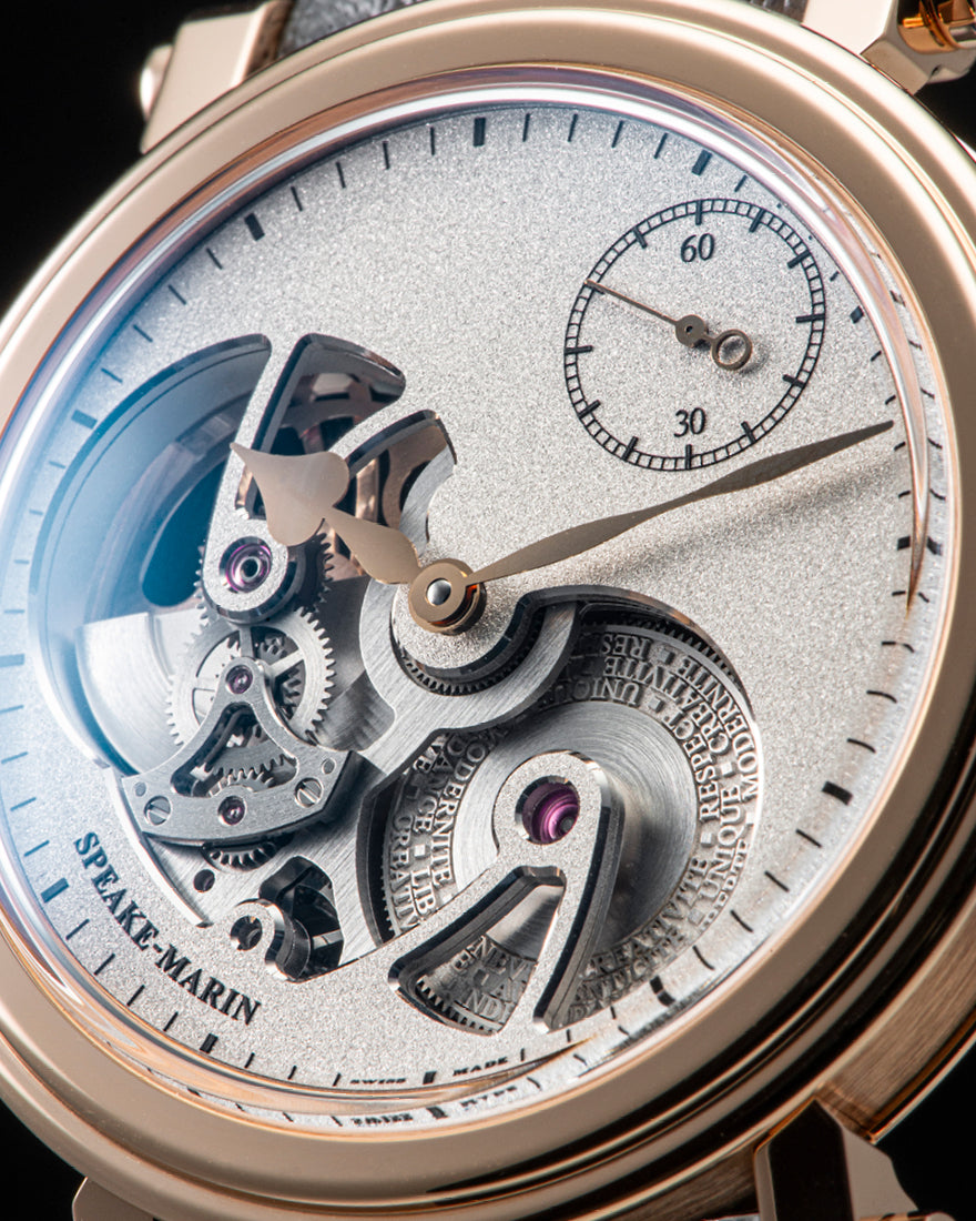 OPENWORKED SANDBLASTED RED GOLD