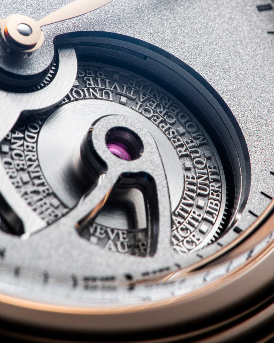 OPENWORKED SANDBLASTED RED GOLD