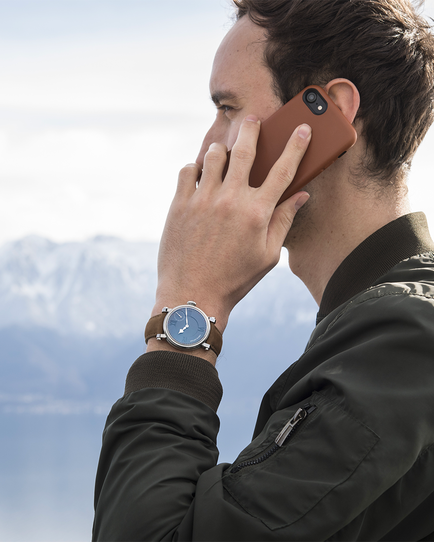 ACADEMIC METALLIC BLUE