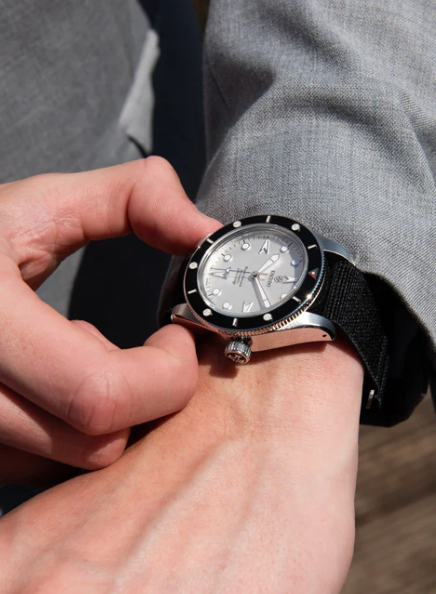 Black Ice - Black FKM Rubber - 39mm