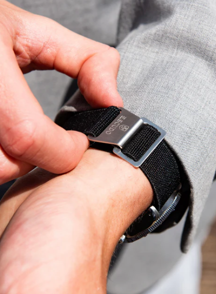 Black Ice - Black FKM Rubber - 39mm